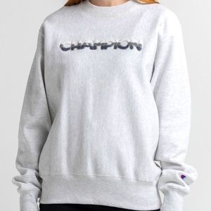 *** NEW CHAMPION Felt Logo Crew Womens Sweatshirt (heather gray) ***